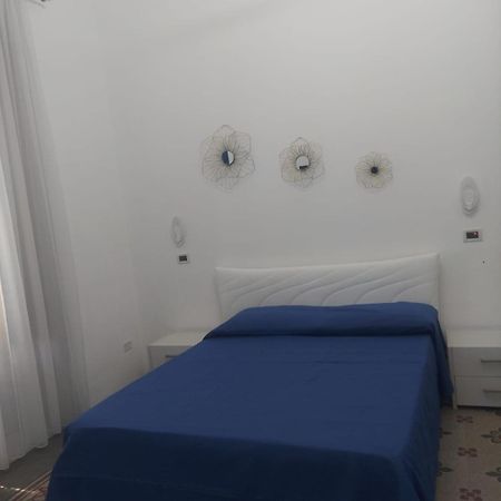 Guest House Lamphotel Militello パレルモ エクステリア 写真
